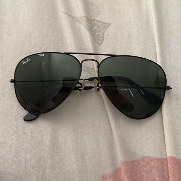 Ray-Ban Accessories - OW Vintage Ray-Ban Large Metal Aviators sunglasses